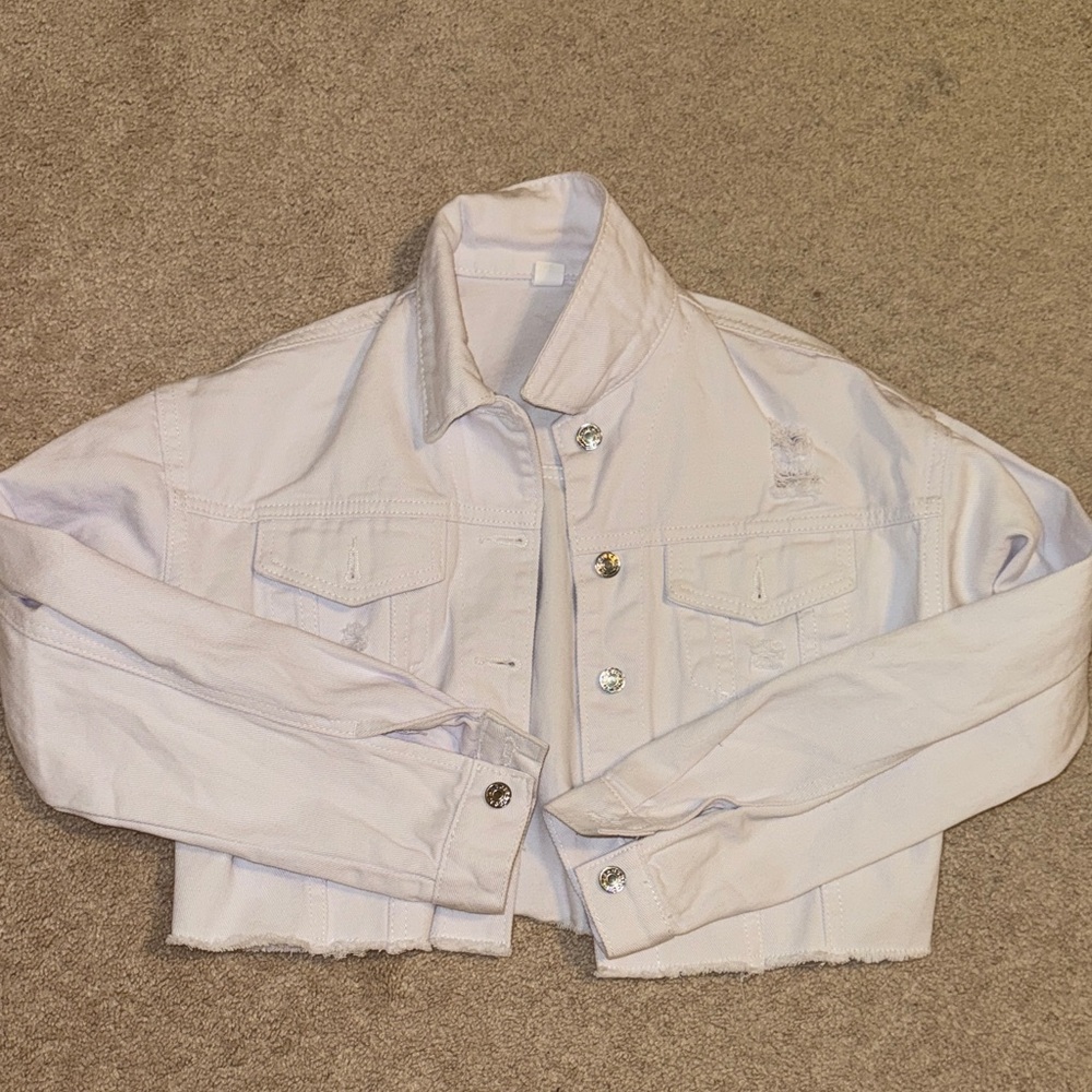Women's Amazon White Denim Jacket✨
